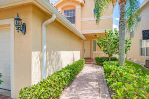 5434 Sunseeker Boulevard, Greenacres, FL 33463 Sold 08/16/24