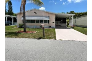6664 Spanish Lakes Boulevard, Fort Pierce, FL 34951 Sold 09/13/24