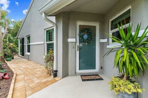 2390 SW Foxpoint Way, Palm City, FL 34990 Sold 11/21/24