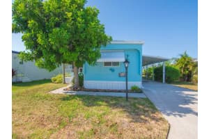 102 N Warner Drive, Jensen Beach