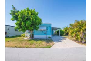 102 N North Warner Drive, Jensen Beach, FL 34957 - MLS#R10994800