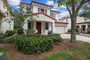605 Castle Drive, Palm Beach Gardens, FL 33410 Sold 07/22/24