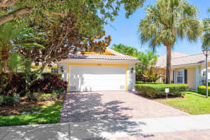 5019 Magnolia Bay Circle, Palm Beach Gardens, FL 33418 Sold 04/02/25