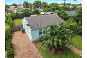 840 Avon Road, West Palm Beach, FL 33401 Sold 09/09/24