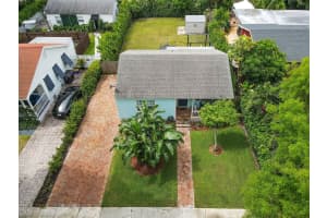 840 Avon Road, West Palm Beach, FL 33401 Sold 09/09/24