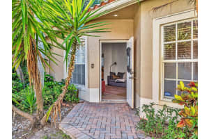 6440 Park Lake Circle, Boynton Beach, FL 33437 Sold 07/31/24