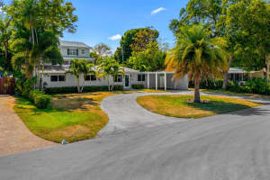 2735 NE 10th Avenue, Wilton Manors, FL 33334 Sold 10/18/24