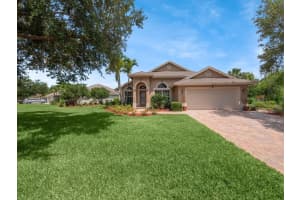8121 SW Yachtsmans Drive, Stuart, FL 34997 Sold 07/25/24