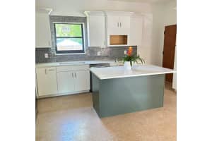 1 Kenmore Lane, Boynton Beach, FL 33435 Sold 03/10/25