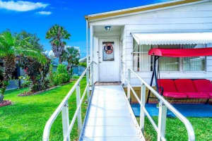 570 Barb Ann Lane, Port Saint Lucie, FL 34952 Sold 01/15/25