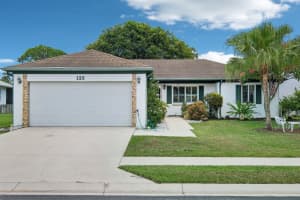 125 Wandering Trail Trl, Jupiter, FL 33458 Sold 08/16/24