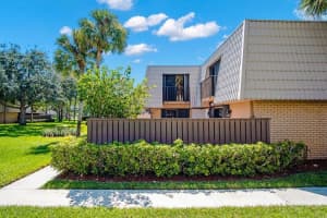 6206 62nd Way, West Palm Beach, FL 33409 Sold 07/31/24