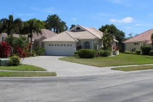 540 SW New Castle Cove, Port Saint Lucie, FL 34986 Sold 07/31/24