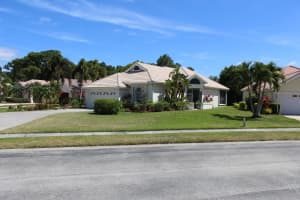 540 SW New Castle Cove, Port Saint Lucie, FL 34986 Sold 07/31/24
