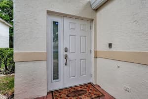 7892 Laina Lane 3, Boynton Beach, FL 33437 Sold 07/15/24