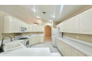 10388 Lexington Circle S, Boynton Beach, FL 33436 Sold 09/05/24