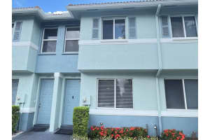 1910 Alamanda Way, Riviera Beach, FL 33404 Sold 10/01/24