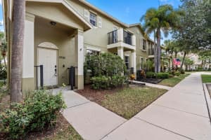 1976 SE High Springs Drive, Port Saint Lucie, FL 34952 Sold 08/07/24