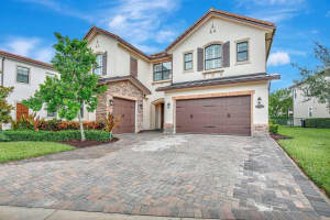 11540 Watercrest Circle E, Parkland, FL 33076 Sold 07/29/24