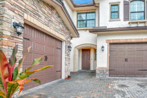 11540 Watercrest Circle E, Parkland, FL 33076 Sold 07/29/24