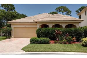 5055 SE Askew Avenue, Stuart, FL 34997 Sold 11/18/24