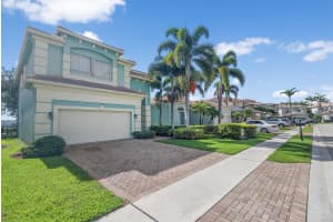 25 Country Lake Circle, Boynton Beach, FL 33436 Sold 07/16/24