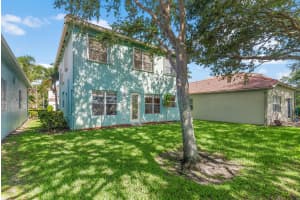 25 Country Lake Circle, Boynton Beach, FL 33436 Sold 07/16/24