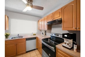 2229 SE Brekenridge Circle, Port Saint Lucie, FL 34952 Sold 01/29/25