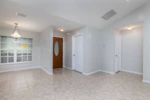 935 34th Avenue SW, Vero Beach, FL 32968 Sold 09/27/24