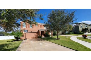 1615 Lexington Square Sw, Vero Beach