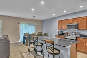 1615 Lexington Square SW, Vero Beach, FL 32962 - MLS#R10995854