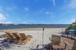 515 Via Villagio, Hypoluxo, FL 33462 Sold 08/15/24