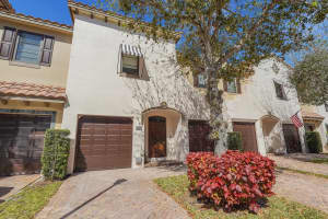 515 Via Villagio, Hypoluxo, FL 33462 Sold 08/15/24
