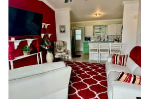 5248 SE 43rd Trace, Okeechobee, FL 34974 Sold 01/28/25