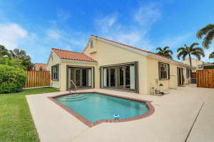 2530 La Lique Circle, Palm Beach Gardens, FL 33410 Sold 07/09/24