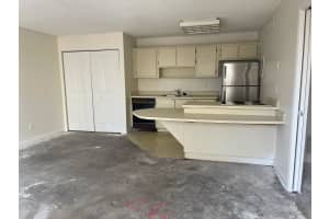 645 Executive Center Drive R-206, West Palm Beach, FL 33401 Sold 08/26/24