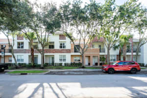 10560 SW Stephanie Way 1-204, Port Saint Lucie, FL 34987 Sold 12/20/24