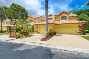 5375 10th Fairway Drive 2, Delray Beach, FL 33484 Sold 08/23/24