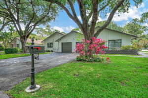 4105 Palm Forest Drive S, Delray Beach, FL 33445 Sold 09/16/24