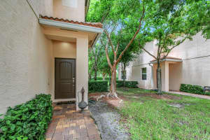 6431 Azura Lake Road, Lake Worth, FL 33463 Sold 08/06/24