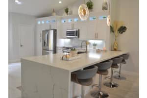 7756 Lexington Club Boulevard B, Delray Beach, FL 33446 Sold 09/06/24