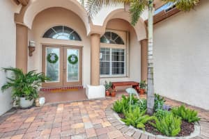 9346 Olmstead Drive, Lake Worth, FL 33467 Sold 09/06/24