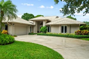 6780 SE Winged Foot Drive, Stuart, FL 34997 Sold 09/30/24