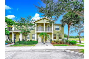 2121 SE Glen Ridge Drive, Port Saint Lucie, FL 34952 Sold 08/07/24