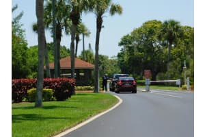 927 Savannas Point Drive B, Fort Pierce, FL 34982 Sold 09/03/24