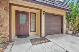 1003 Raintree Lane, Palm Beach Gardens, FL 33410 Sold 10/31/24