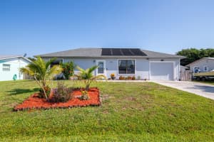 2099 SE Madison Street, Stuart, FL 34997 Sold 07/22/24