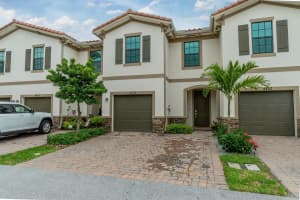 4404 Hemlock Drive, Riviera Beach, FL 33410 Sold 10/31/24