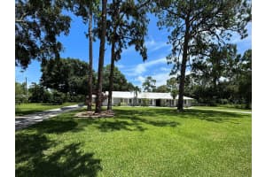 286 31st Avenue SW, Vero Beach, FL 32968 Sold 09/16/24