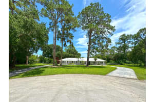 286 31st Avenue SW, Vero Beach, FL 32968 Sold 09/16/24